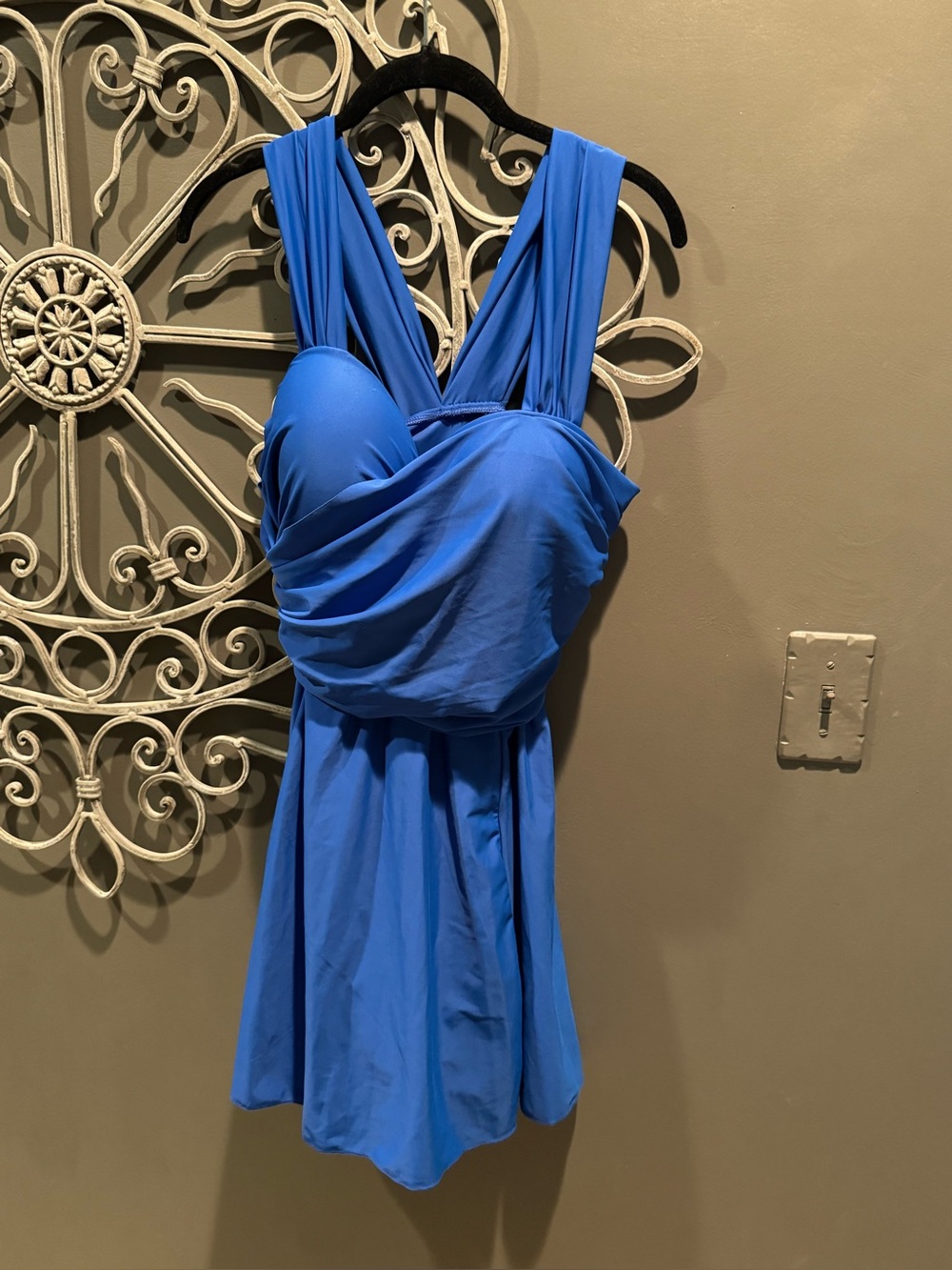 Women’s plus Royal Blue one pc skirted swimsuit sz 2x wrap bust